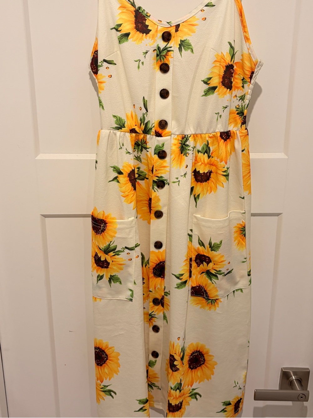 NWOT Women’s Small Sunflower Button-Front Midi Dress with pockets - Picture 2 of 6